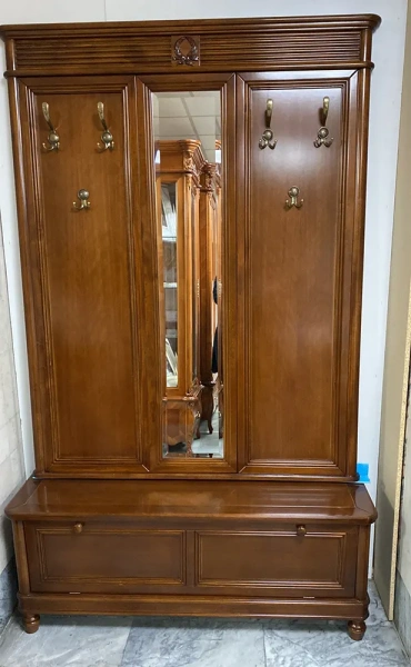 Банкетка для прихожей "Мария Сильва" Орех MS846  купить в интернет магазине Мебель из массива. Звоните +7 495 961-63-63 Банкетки из массива дерева