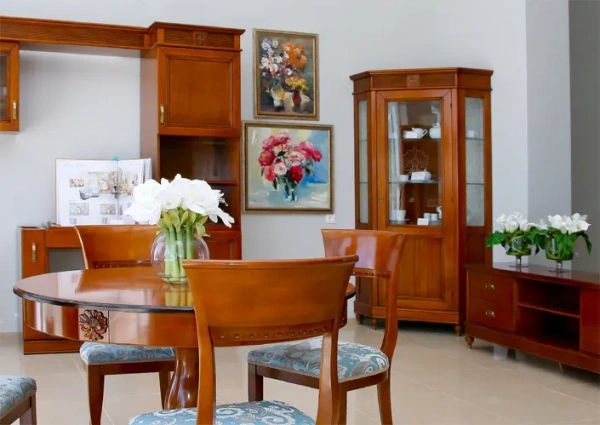 Стол круглый "Бурбон" Орех BJ851  купить в интернет магазине Мебель из массива. Звоните +7 495 961-63-63 Столовые